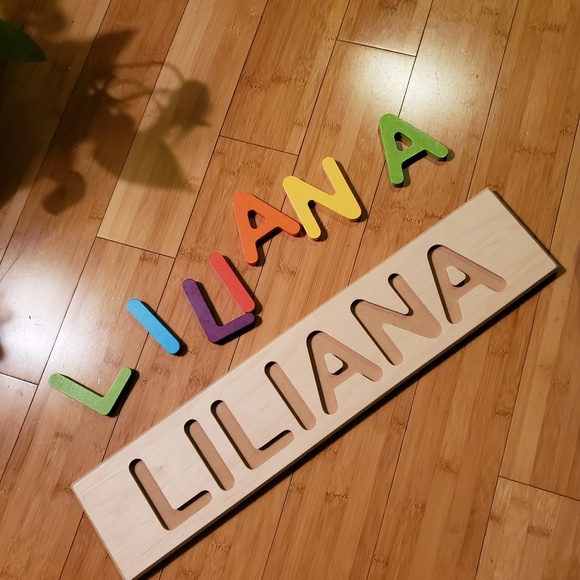 Kids wooden name puzzle - Picture 2 of 3